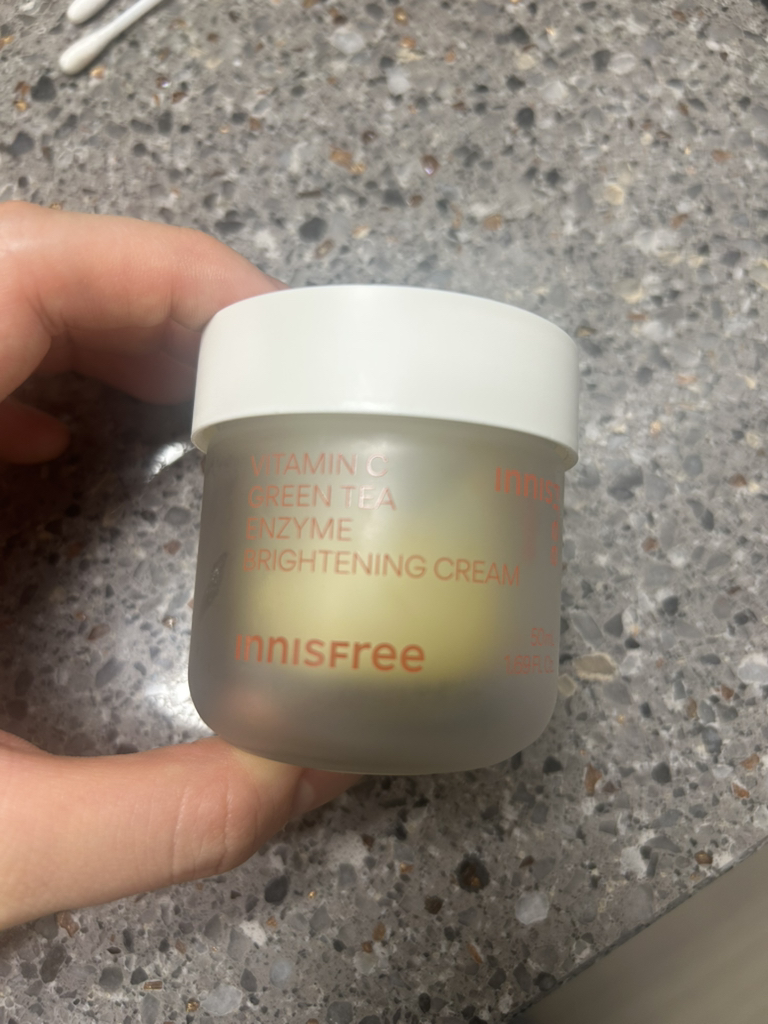 이니스프리 (INNISFREE) 비타민C 잡티토닝크림 review image