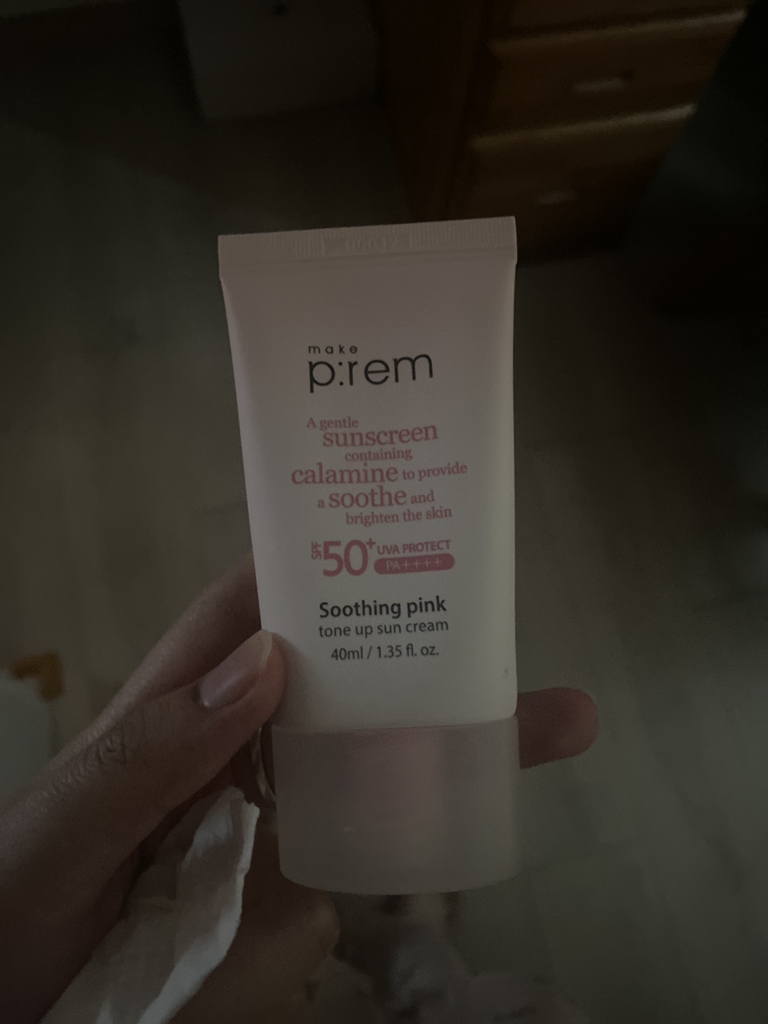 スーディングピンクのトーンアップサンクリーム [SPF50+/PA++++]のリアルなユーザー写真