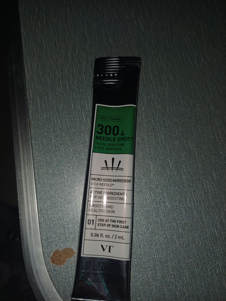 브이티코스메틱 (VTCOSMETICS) 리들샷 300 페이셜 부스팅 퍼스트 앰플 review image