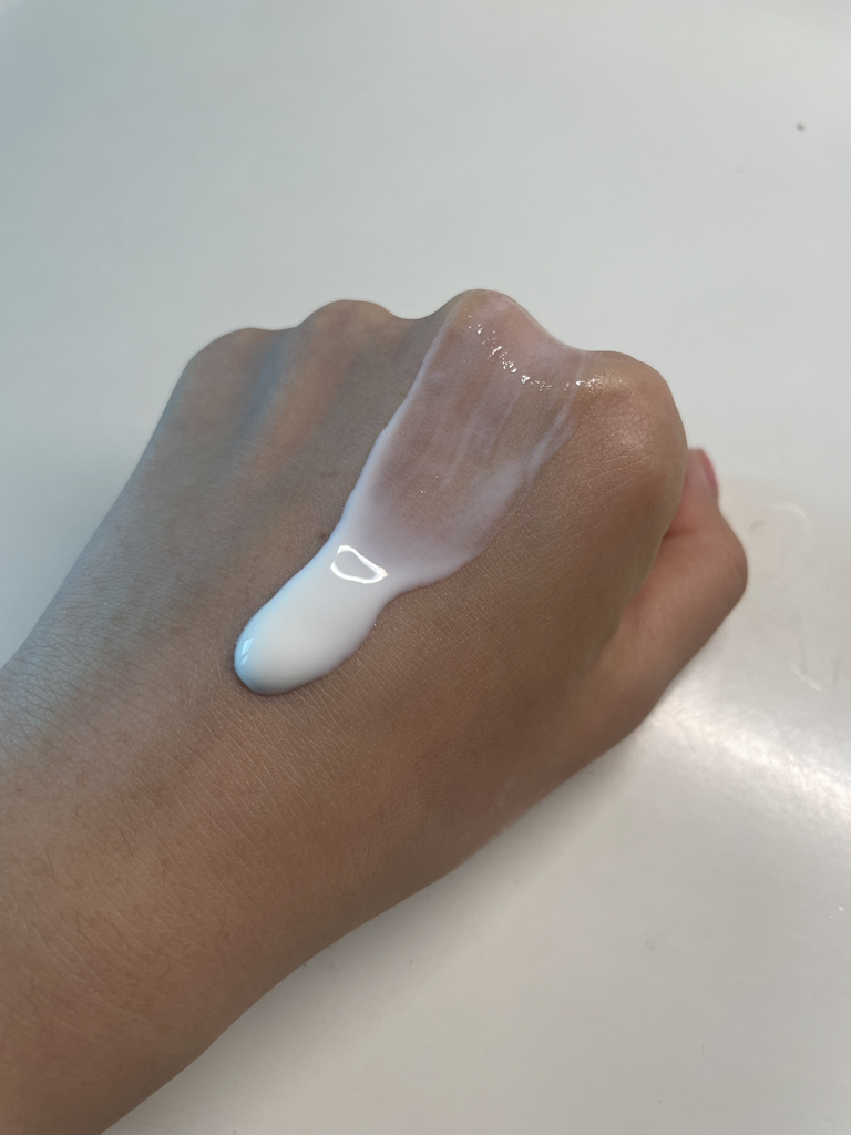 グリーンティヒアルロン酸鎮静保湿先行セラム[SPF50+/PA++++]のリアルなユーザー写真