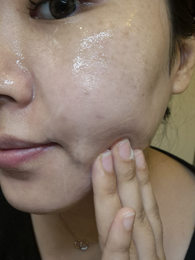 VEGANIFECT CLEAN AND GLOW GREEN BARLEY GEL CLEANSER review image