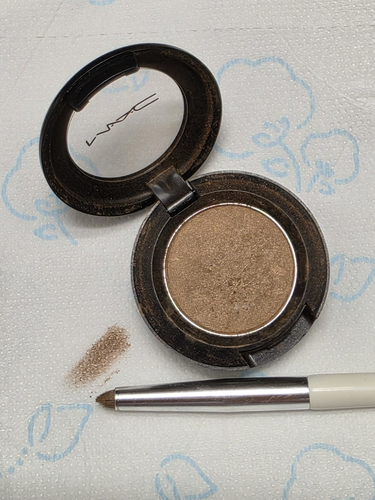 MAC 眼影 common.review image