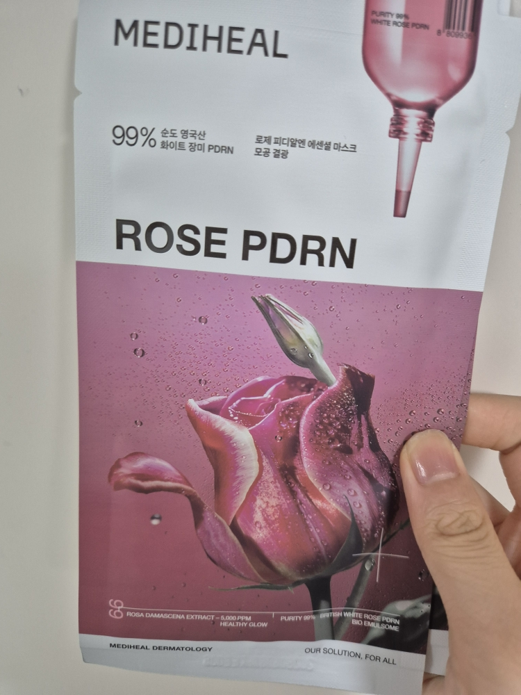 Real user review photo of Essential Mask [Rose PDRN Healthy Glow]