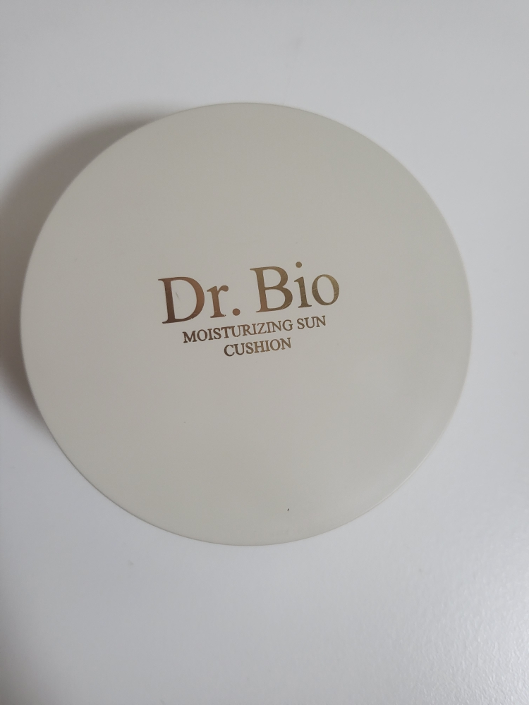 닥터바이오 (Dr.Bio) 모이스처라이징 선쿠션 [SPF50/PA++++] review image