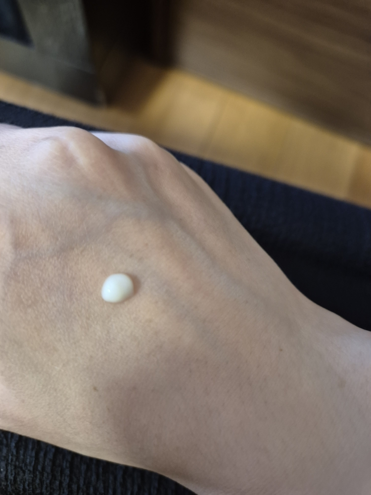 视黄醇超弹力精华的真实用户使用照片
