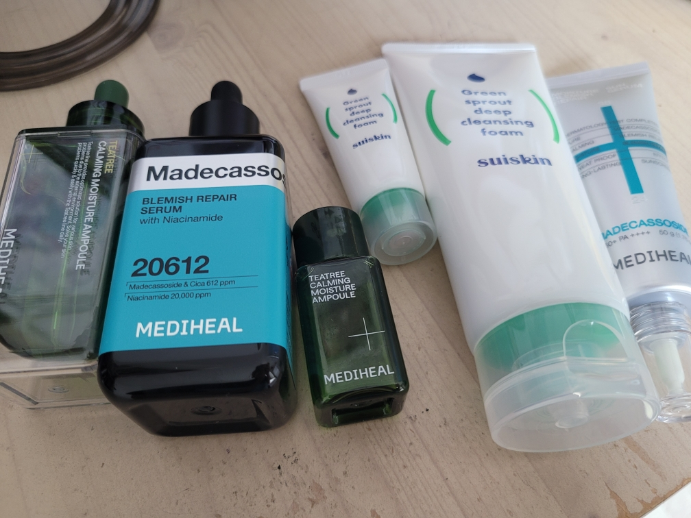 MEDIHEAL TEATREE CALMING MOISTURE AMPOULE review image