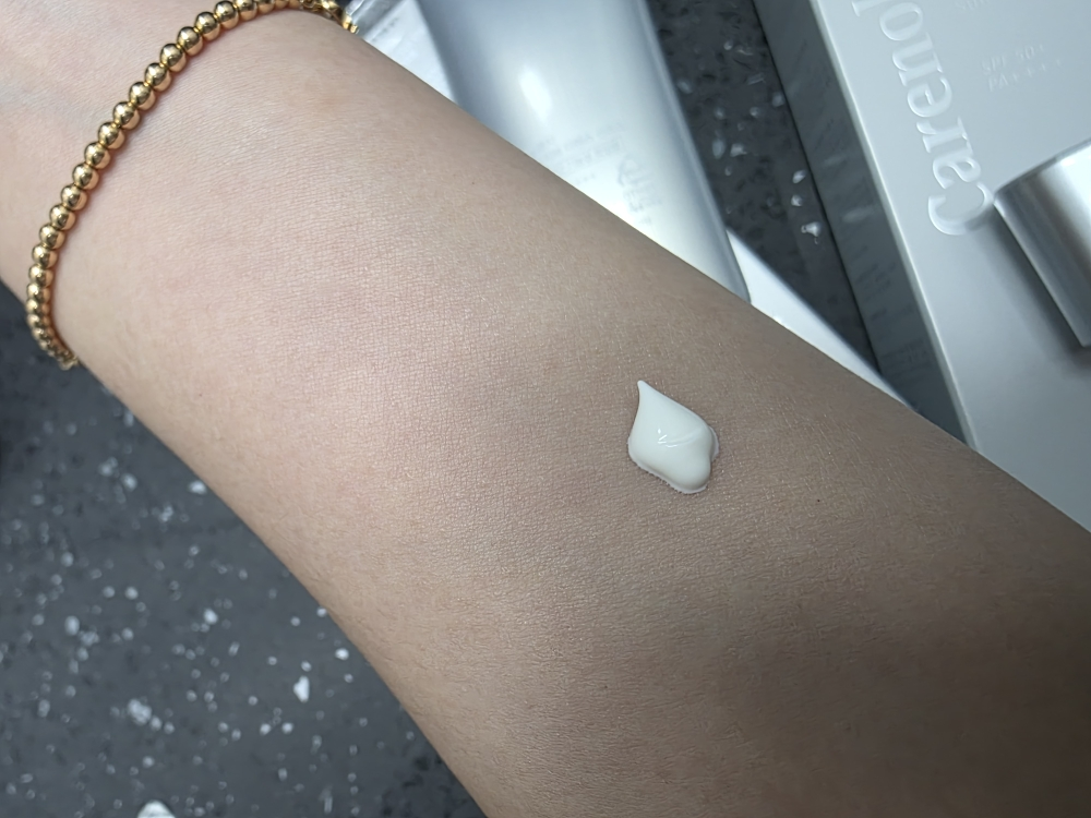 케어놀로지 (Carenology) 쓰리 액티브 디펜스 선크림 [SPF50+/PA++++] review image
