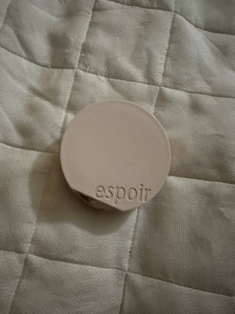 espoir 碧格洛柔润气垫 [SPF42/PA+++] [13号瓷肌] common.review image