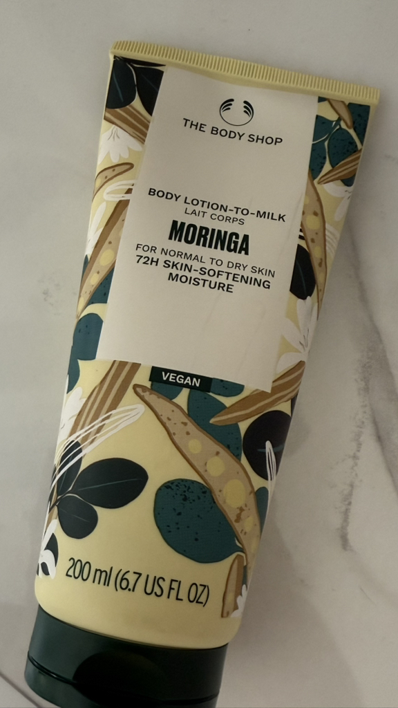 더바디샵 (THEBODYSHOP) 바디 로션 투 밀크 모링가 review image