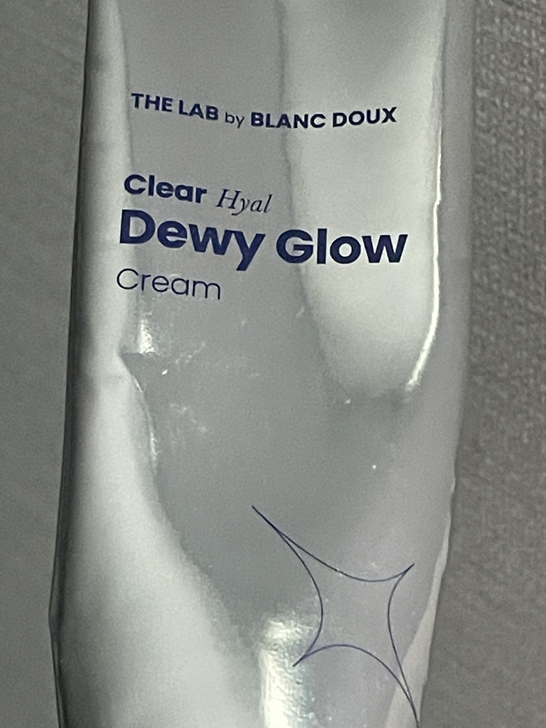 清透玻璃质感水润乳霜的真实用户使用照片