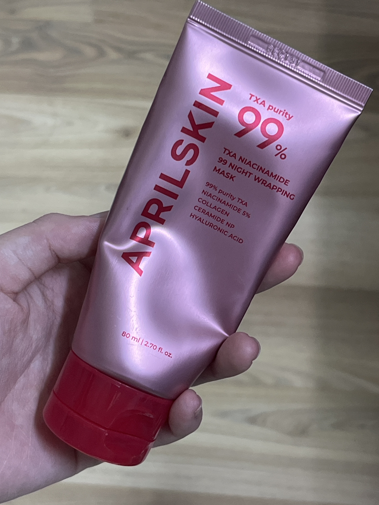TXA 99 夜间修复面膜的真实用户使用照片