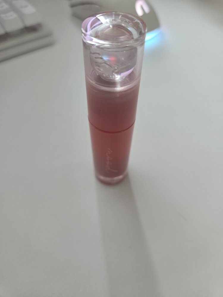 得意堂彩妆墨水心情发光唇彩[027 粉色调]的真实用户使用照片