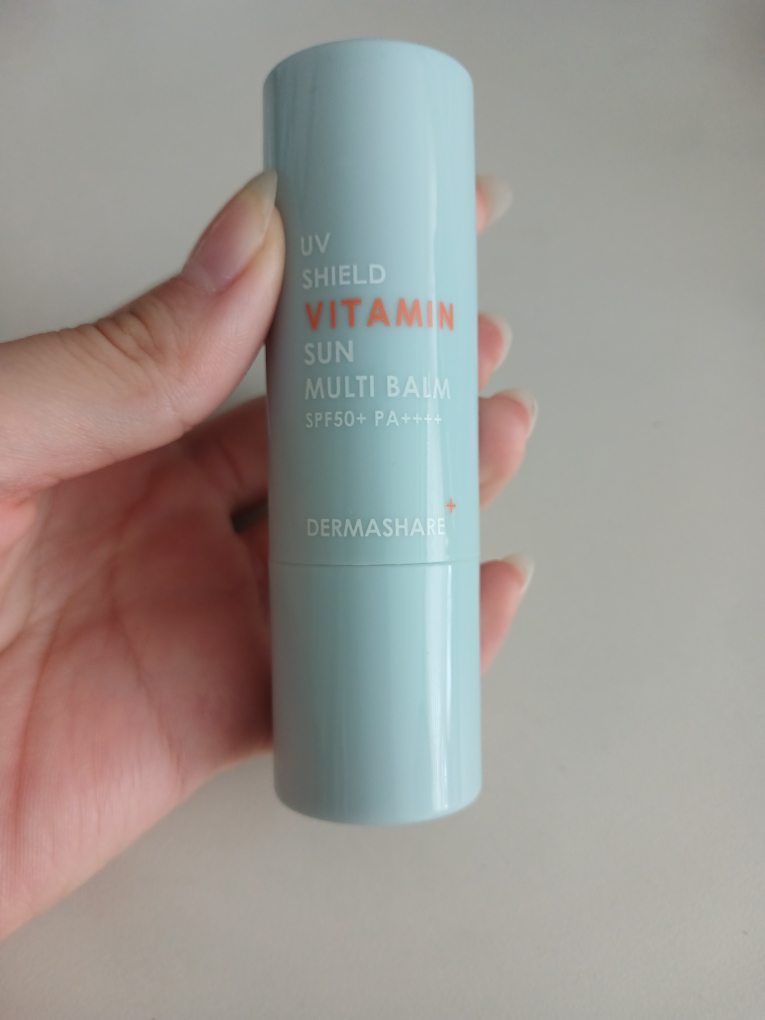 더마쉐어 (DERMASHARE+) UV 쉴드 비타민 선 멀티밤 [SPF50+/PA++++] review image