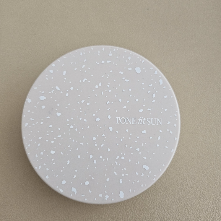 纯素杜威遮瑕隔离霜 [SPF50+/PA++++]的真实用户使用照片