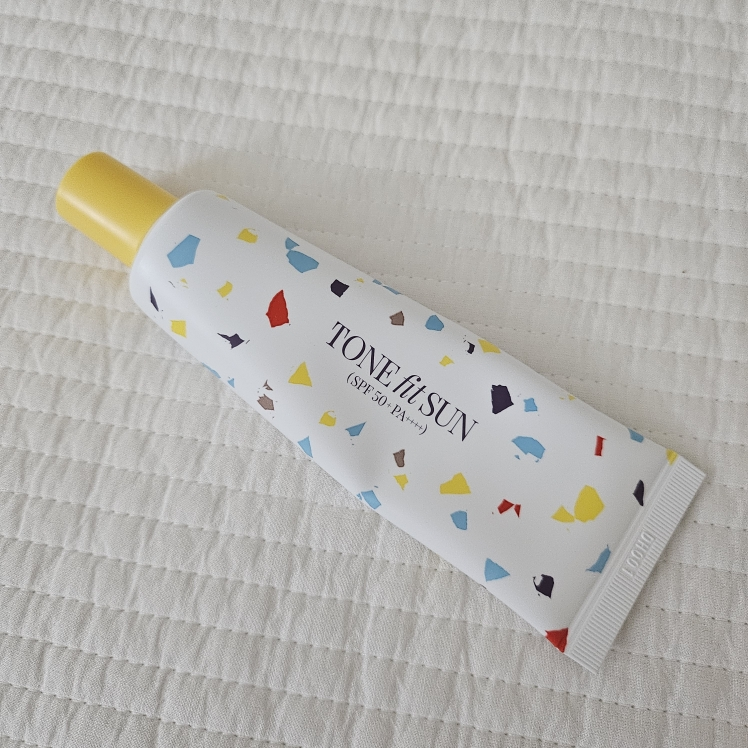 톤핏선 (TONEfitSUN) 비건 선크림 [SPF50+/PA++++] [수분] review image