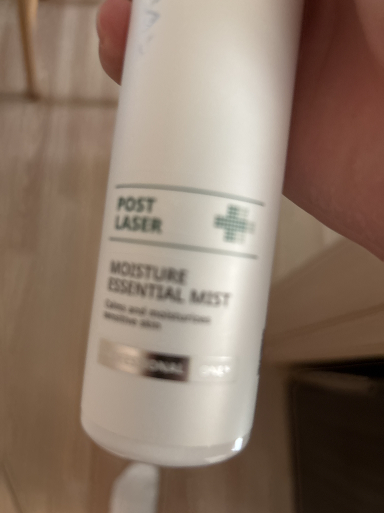 이지듀 (Easydew) 포스트레이저 모이스처 에센셜 미스트 review image