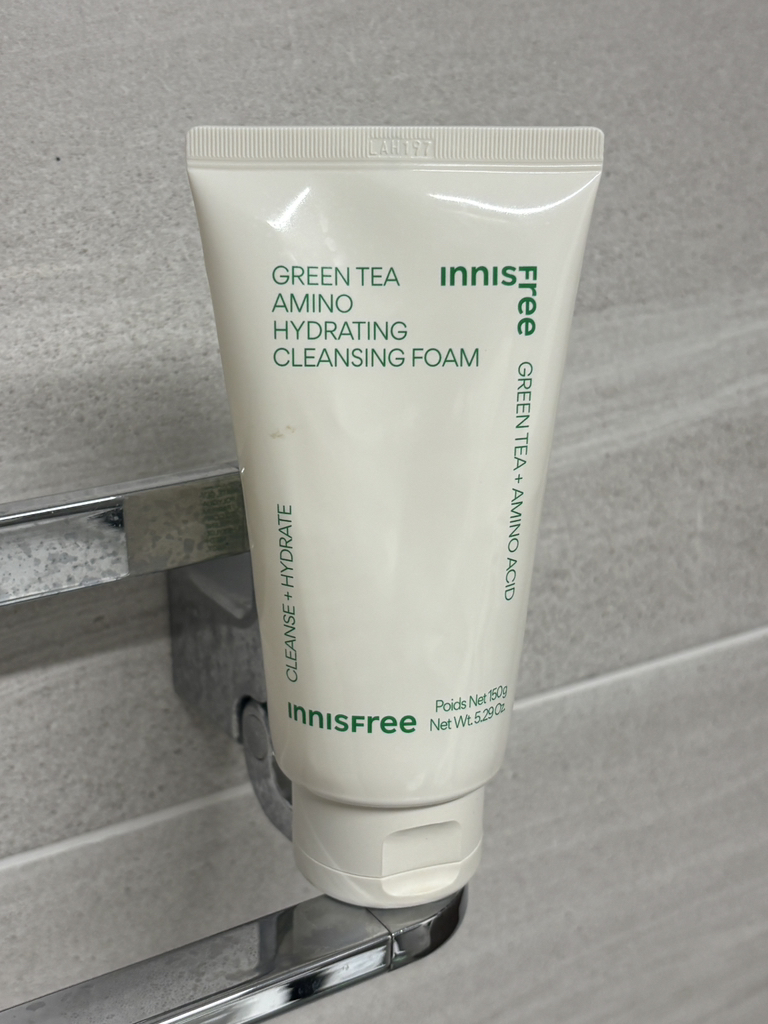 INNISFREE (悦诗风吟) 绿茶氨基酸保湿泡沫洁面 common.review image
