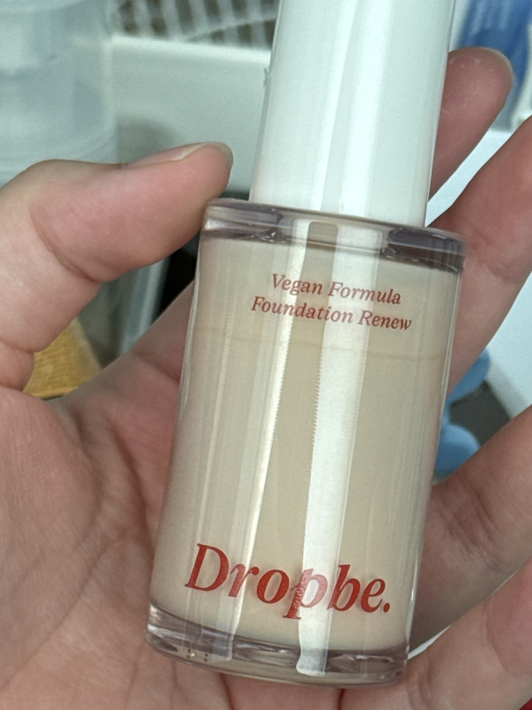 드롭비 (DROPBE) 컬러즈 커버픽 파운데이션 리뉴 [SPF35/PA+++] [02 내추럴베이지] review image