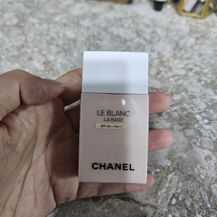 샤넬 (CHANEL) 르 블랑 메이크업 베이스 [SPF50+/PA+++] [로제] review image