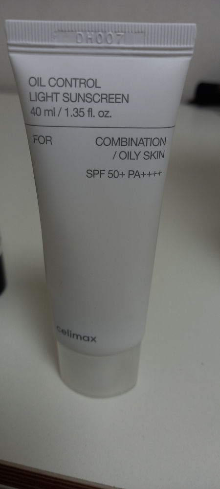 celimax 油控防晒霜 [SPF50+/PA++++] common.review image