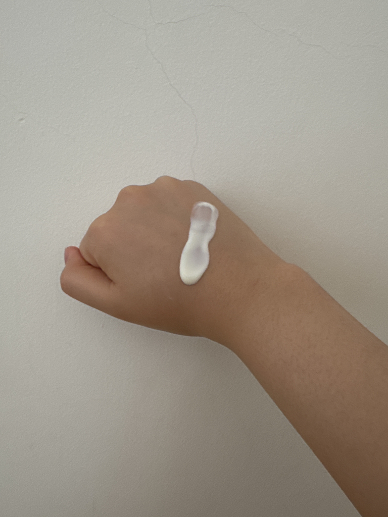 清爽米粉防晒霜 [SPF50+/PA++++]的真实用户使用照片