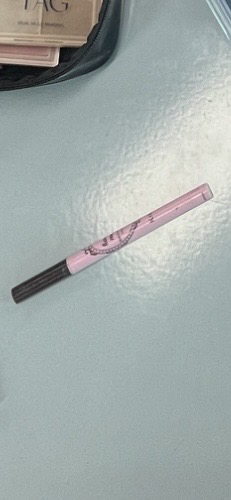 柔滑液体眼线笔 N [02 棕色]的真实用户使用照片