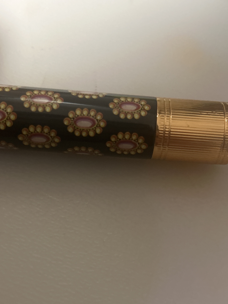 구찌 (GUCCI) 루즈 드 보떼 브리앙 글로우&케어 [112 샐리소프트허니] review image