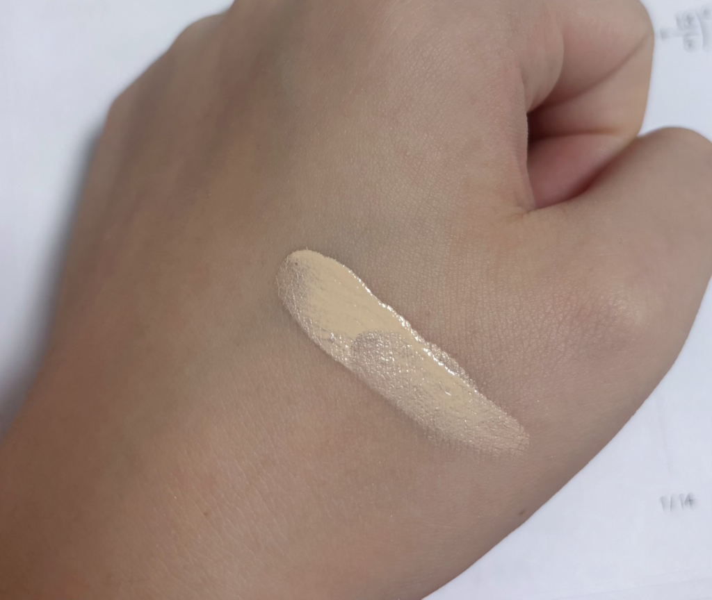 水丝绒遮瑕粉底液 [SPF30/PA+++] [21 香草]的真实用户使用照片