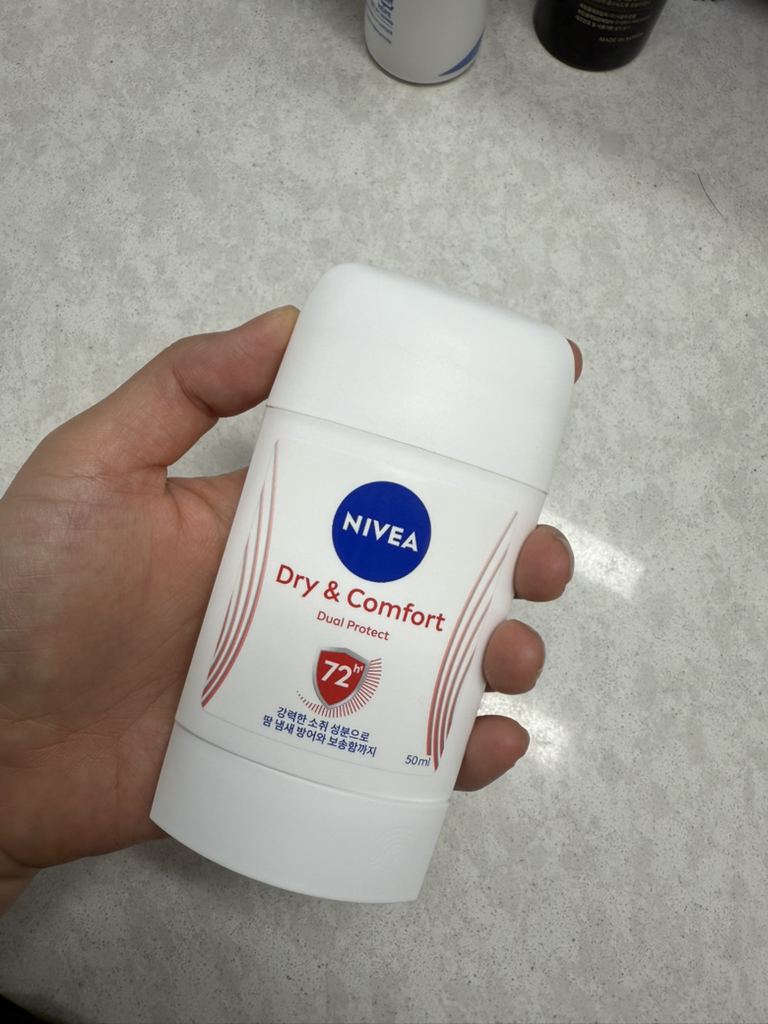 니베아 (NIVEA) 데오드란트 스틱 [드라이앤콤포트] review image