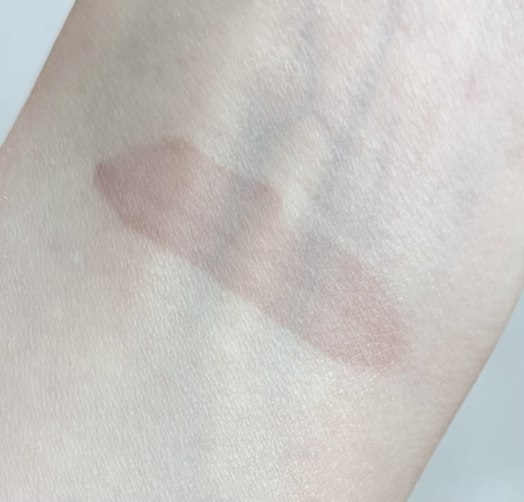 布鲁格洛伊唇彩 [219 阿维玛利亚]的真实用户使用照片
