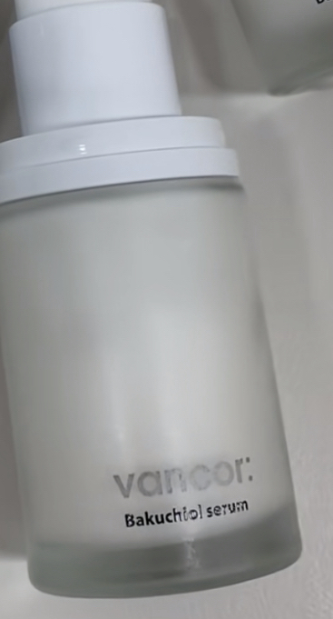 Bacuchiol 血清的真实用户使用照片