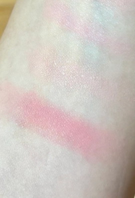 柔光模糊眼影盒 [04 薰衣草模糊眼影盒］的真实用户使用照片