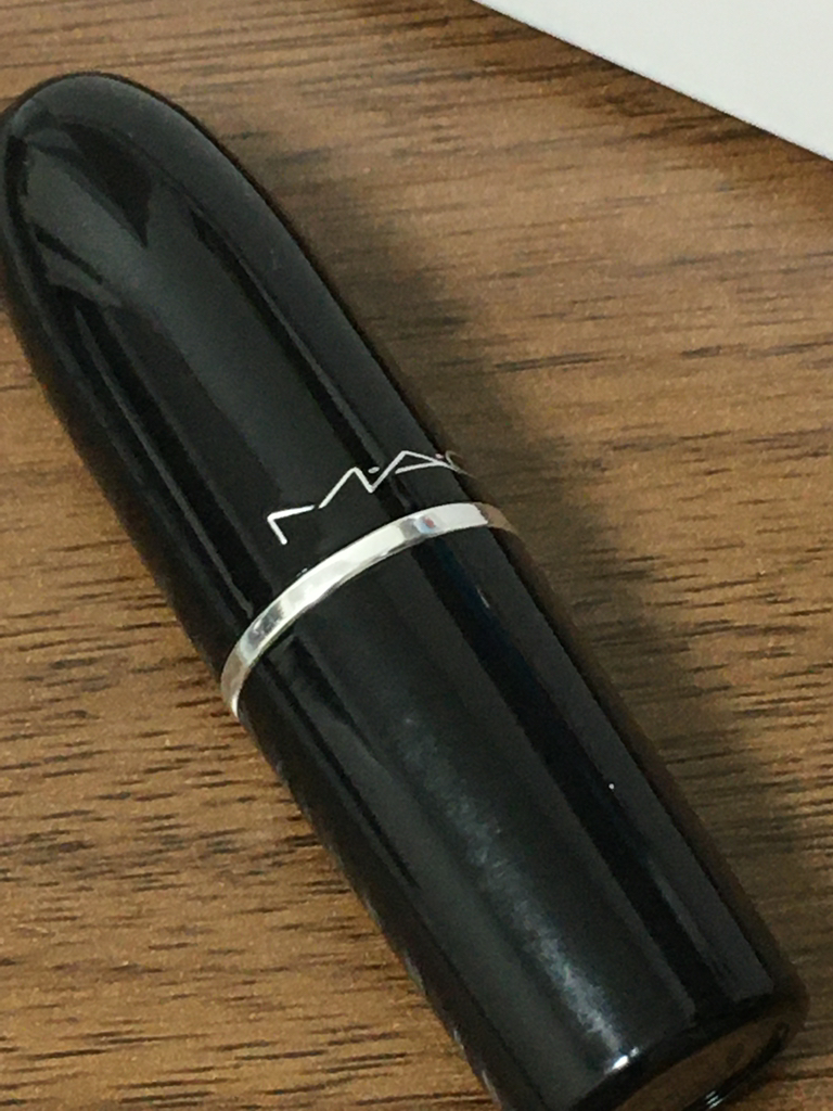 MAC 珠光唇膏 common.review image