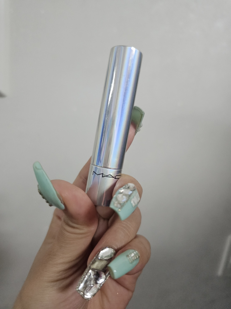 맥 (MAC) 글로우 플레이 텐더토크 립 밤 [서브] review image