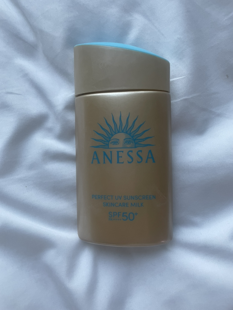 아넷사 (ANESSA) 퍼펙트 유브이 선스크린 스킨케어 밀크 엔에이 [SPF50+/PA++++] review image