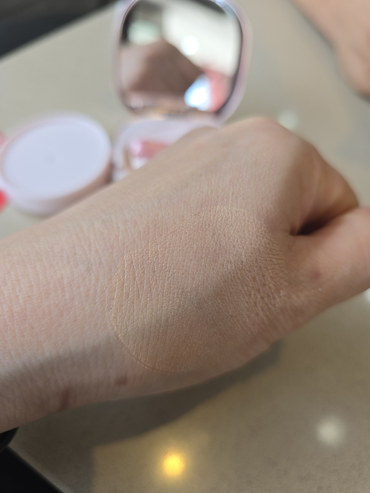 매스티나 (MASTINA) 내추럴 글로우 쿠션 [SPF50+/PA++++] [23호 미디엄] review image