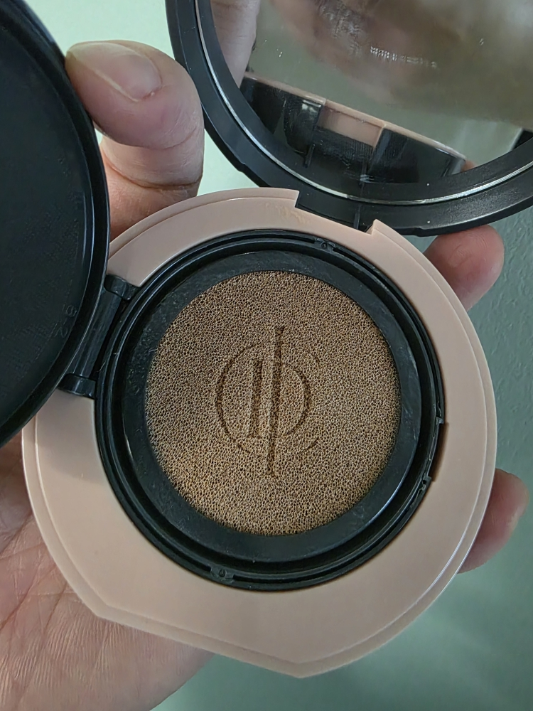 ICD (아이씨디) 아이씨디 뷰티 루미너스 모이스트 쿠션 [SPF50+/PA++++] [21호 라이트베이지] review image