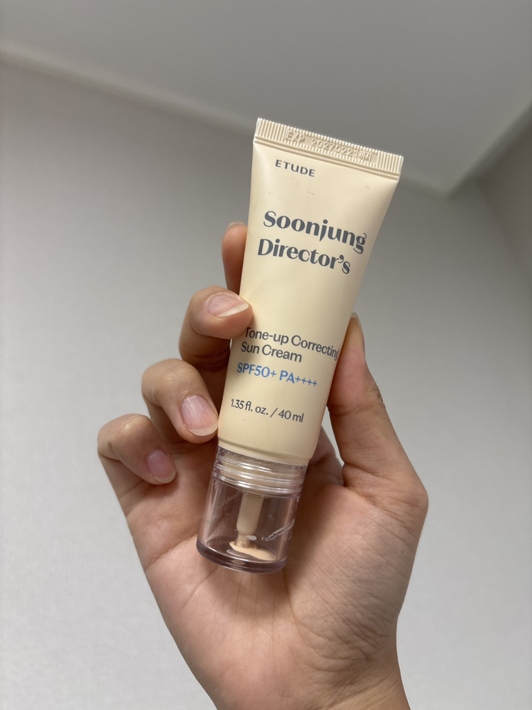 纯真导演提亮修护防晒霜 [SPF50+/PA++++]的真实用户使用照片