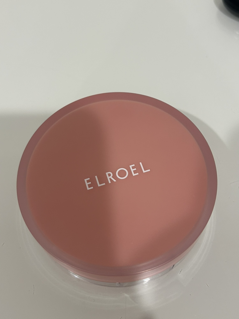 엘로엘 (ELROEL) 팡팡 톤업 선쿠션 [SPF50+/PA++++] review image