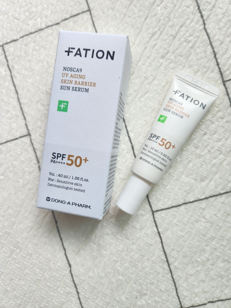 诺斯卡纳UVA抗衰老屏障防晒精华[SPF50+/PA++++]的真实用户使用照片