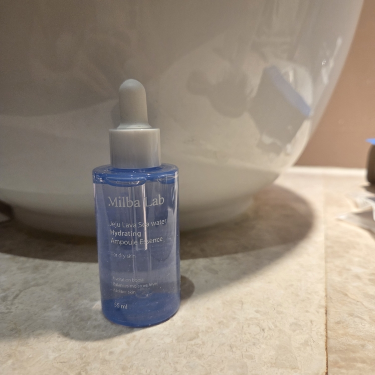 济州熔岩海水保湿安瓿精华的真实用户使用照片