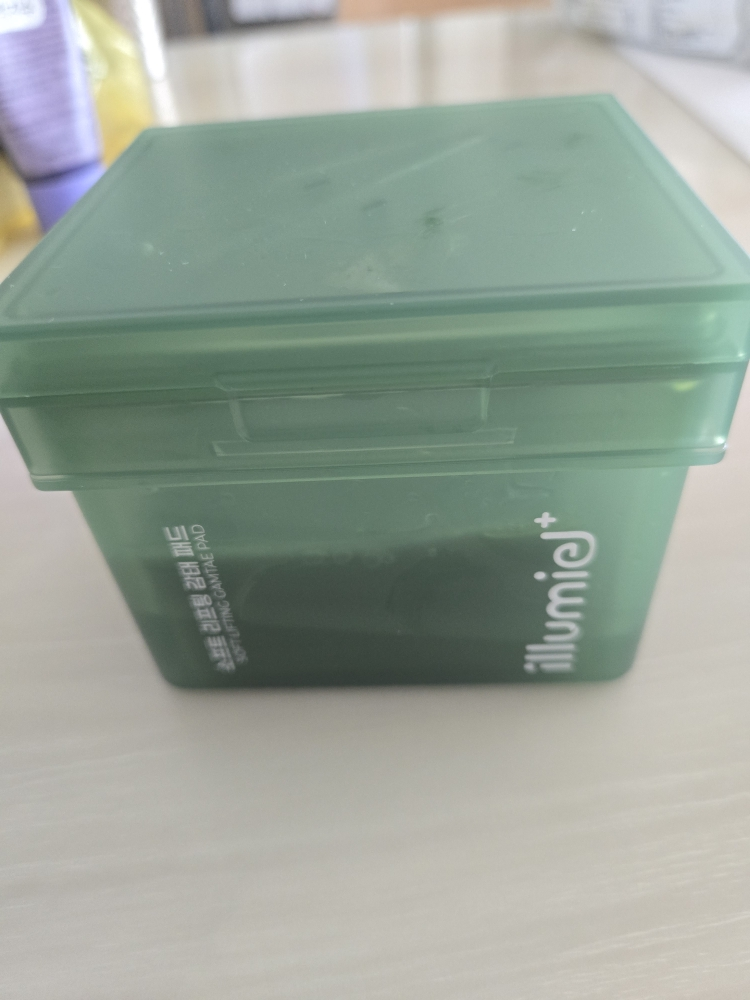 일루미엘 (illumiel+) 소프트 리프팅 감태 세럼 패드 review image