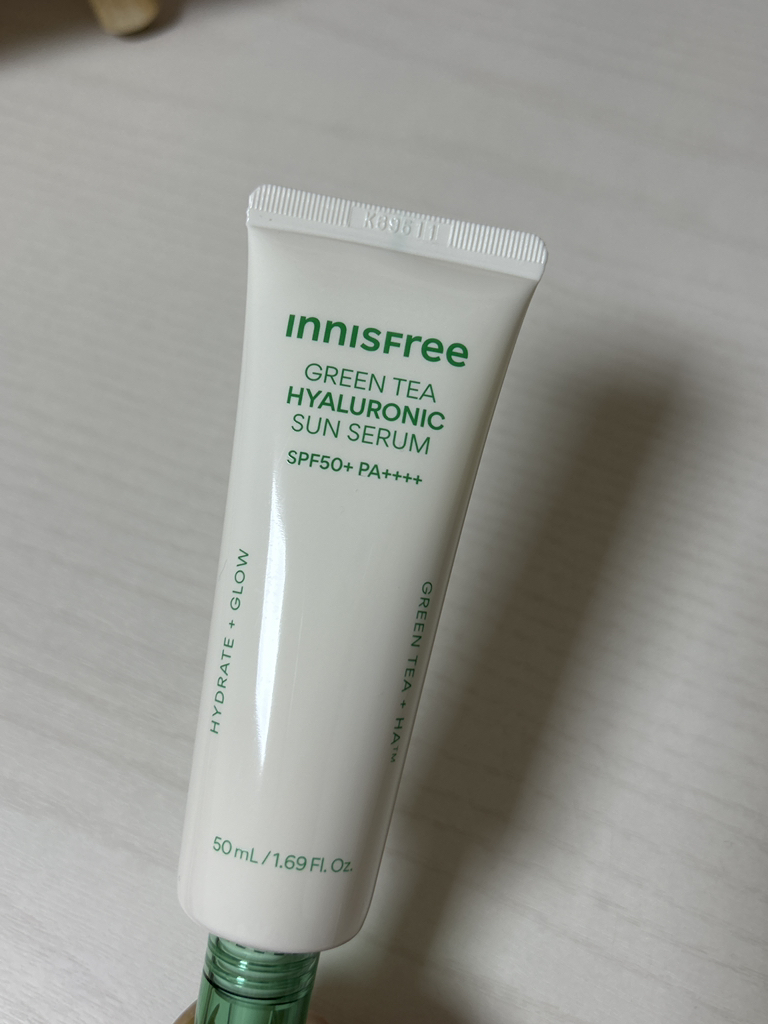 绿茶玻尿酸舒缓保湿防晒精华液 [SPF50+/PA++++]的真实用户使用照片