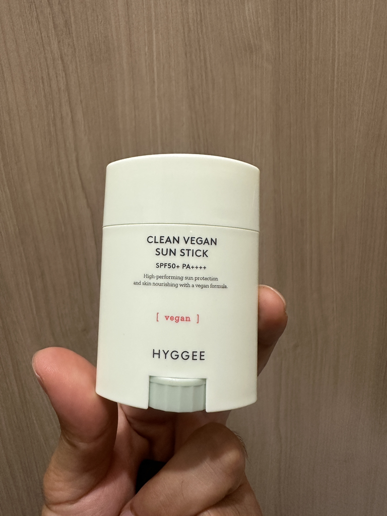清洁纯素防晒棒 [SPF50+/PA++++]的真实用户使用照片