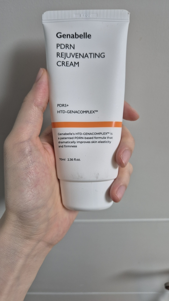 PDRN 再生修复面霜的真实用户使用照片
