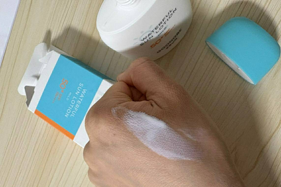 궁중비책 (GOONGBE) 워터풀 선로션 마일드 [SPF50+/PA++++] review image