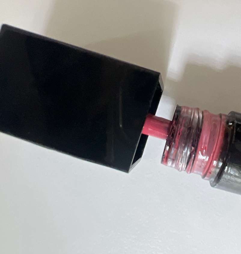 布鲁格洛伊唇彩 [205 正义]的真实用户使用照片