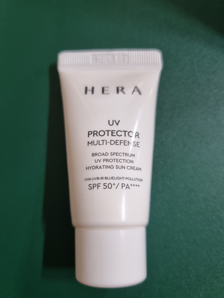 HERA (赫妍) UV防护多重防御[SPF50+/PA++++] common.review image