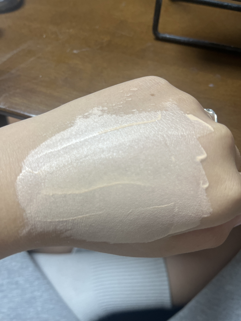 密集遮瑕粉底液 [SPF30/PA++] [21号 浅米色]的真实用户使用照片