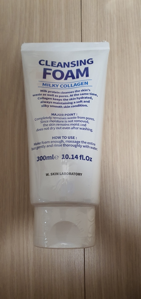 W.SKINLABORATORY 牛奶胶原蛋白大容量洁面乳 common.review image